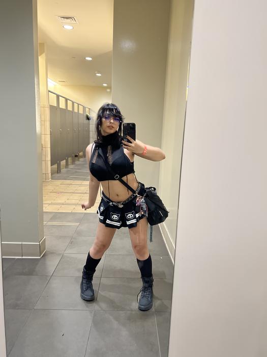 BeeFarmr's portfolio content