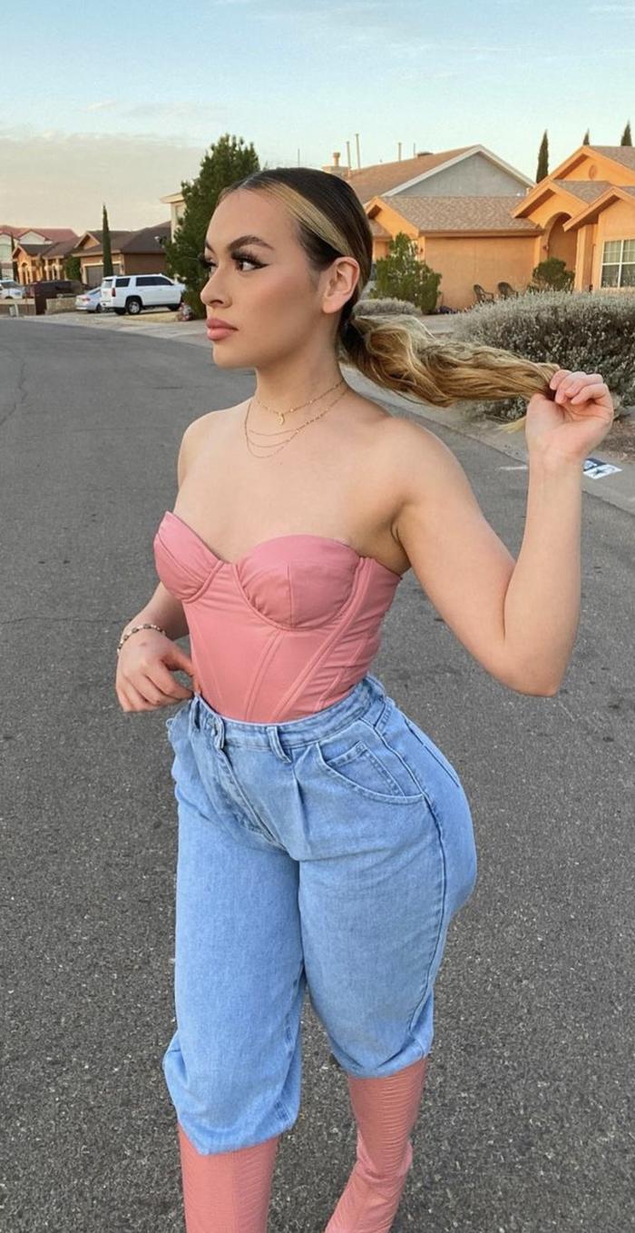 Cassandra Marrufo 's portfolio content